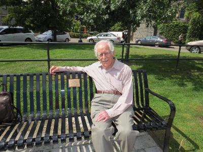 Harold Kalant - Bench May 2012 - In honour of Dr. Harold Kalant, held in the highest regard by so many as a respected colleague, dedicated teacher and renowned researcher